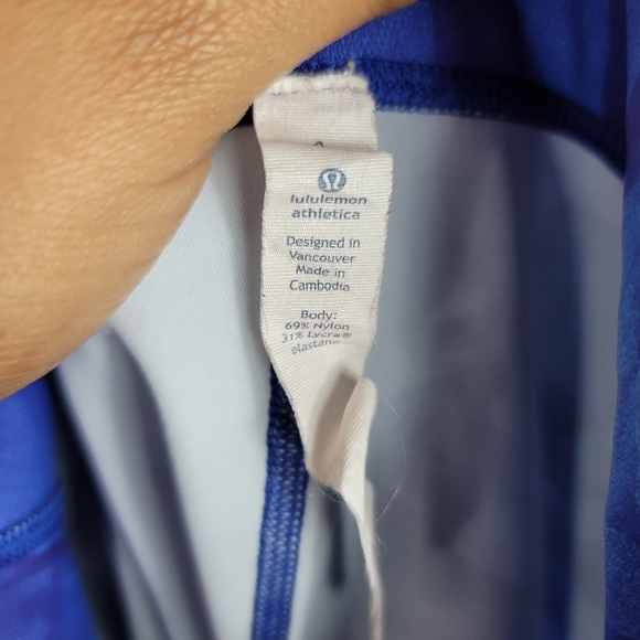 Lululemon Athletica T3 Camo Leggings
Size 4 - Picture 5 of 9